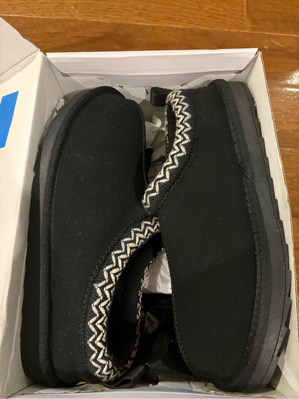 Dream Pairs Kids Black Moccasin Slippers with White Trim